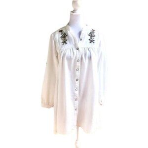 Hisset Dress Embroidered White Button Front Green Brown Flowers (38, ~M)